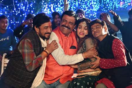 Actress Moonmoon Chakraborty Has Been Honored With The India International Influencer Award 2024 By Mannara Chopra In Bangkok